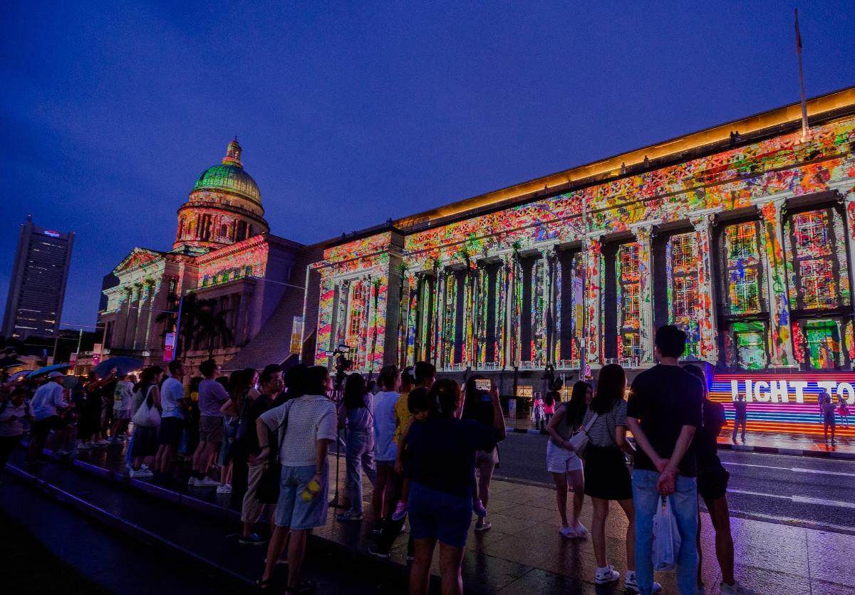 7_2_Light to Night Singapore 2025. Image courtesy of National Gallery Singapore